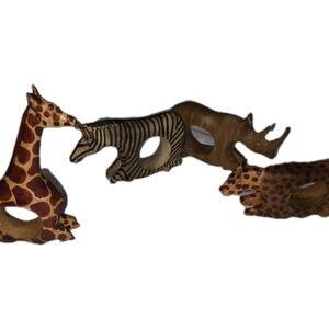 4 Hand Carved‎ Napkin Rings African Safari Wooden Animals
